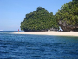 britania islands, san agustin, surigao del sur